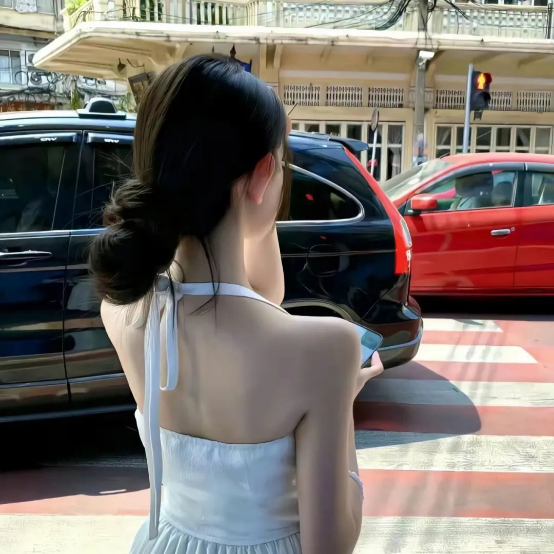 眼里余光都是你